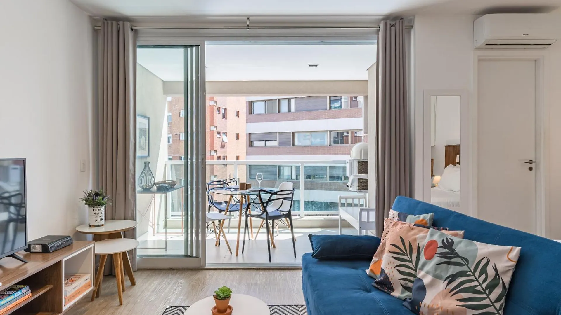 Cpm- Praca Mada By Anora Spaces Sao Paulo Apartment